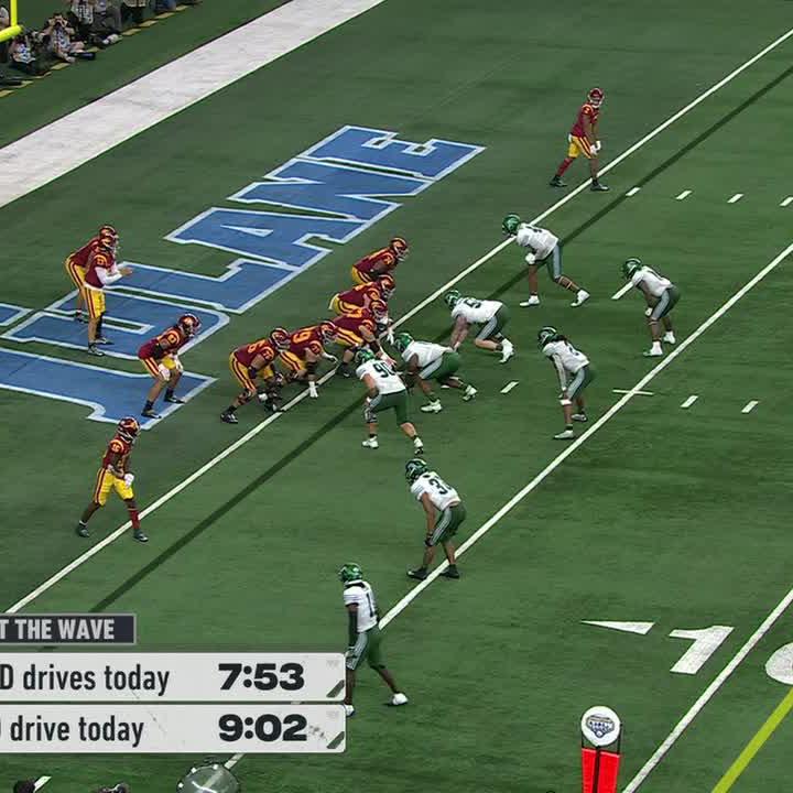 WHAT A GAME 😱 Tulane gets a safety and now has a chance to win it❗