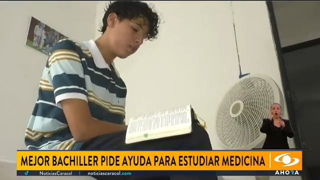 El catalogado mejor estudiante de La Guajira, que además obtuvo puntaje de 100 sobre 100 en el Icfes, hoy pide ayuda para poder cumplir uno de los tantos sueños que tiene: estudiar medicina. Más en