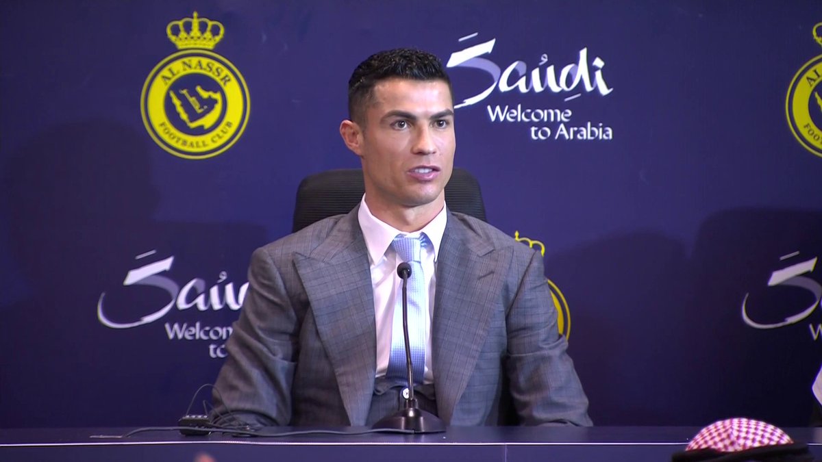 Cristiano Ronaldo: “I can say now that many opportunities in Europe, many clubs in Brazil, in Australia, US and even in Portugal many clubs tried to sign me”. 🟡 #Ronaldo “I gave my word to this club; only to Al Nassr”. 🎥 Football Daily