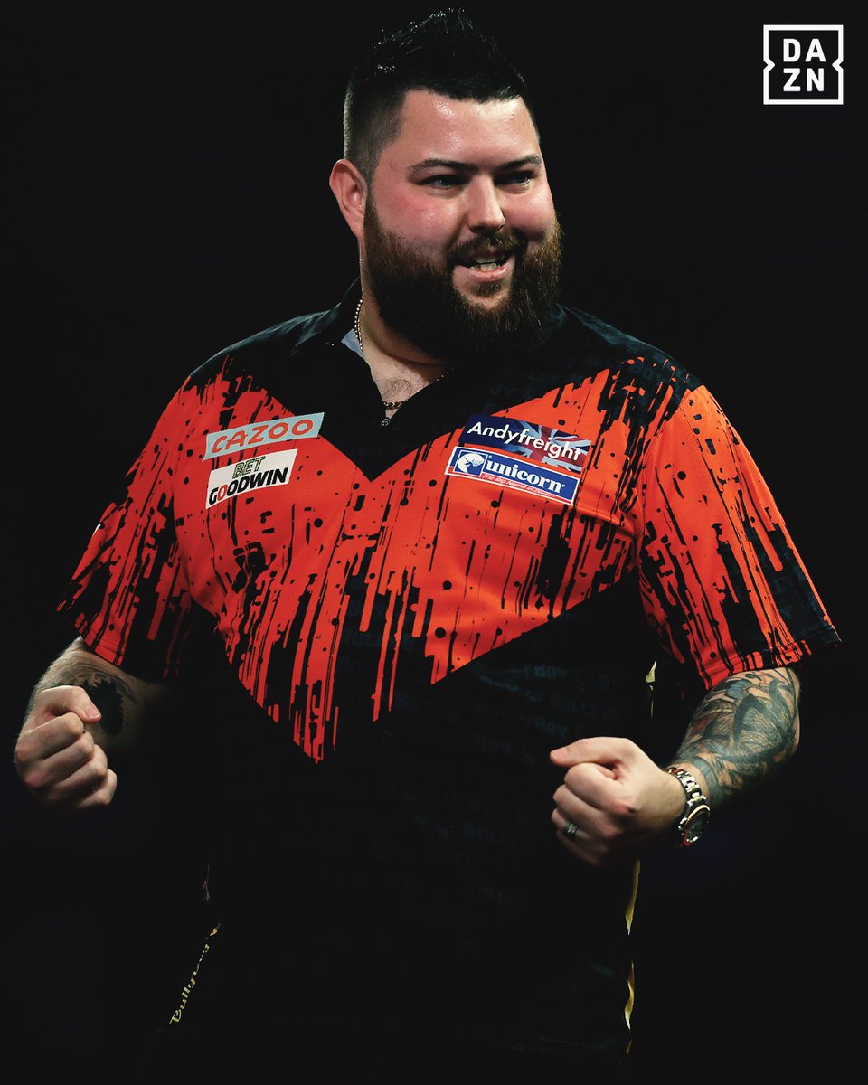 IL LEG PIÙ BELLO DELLA STORIA 🎯😍 Ma come stanno giocando Van Gerwen e Smith ❓ La finale LIVE su #DAZN 👀 #DAZN180