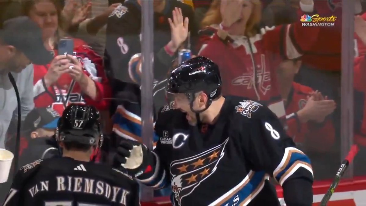 Alex Ovechkin celebrating his goal with his son is wholesome