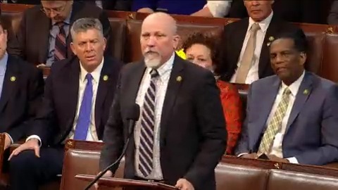 "This country needs a change. This country needs leadership that does not reflect this city, this town that is badly broken." "Do you think that the American people want us to continue down the road of what we've been doing?" The status quo has to END.