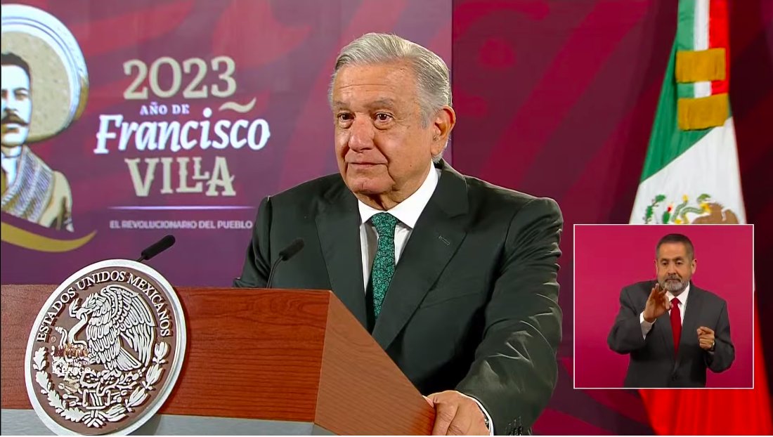 ¿Qué opinan? El presidente López Obrador dijo que ayudando a los pobres, "va uno a la segura", porque, cuando necesita defender un proyecto político, "cuenta con el apoyo de ellos". El lema 'primero los pobres' "no es un asunto personal, es un asunto de estrategia política"