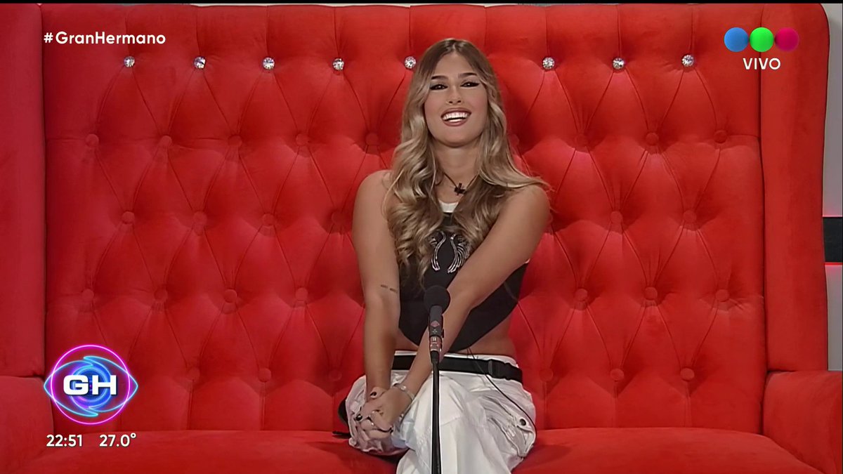Julieta le pidió a #GranHermano una pool party para celebrar su cumpleaños🎊 ¿Lo conseguirá? Seguí #GH2022 gratis, las 24hs y en vivo por