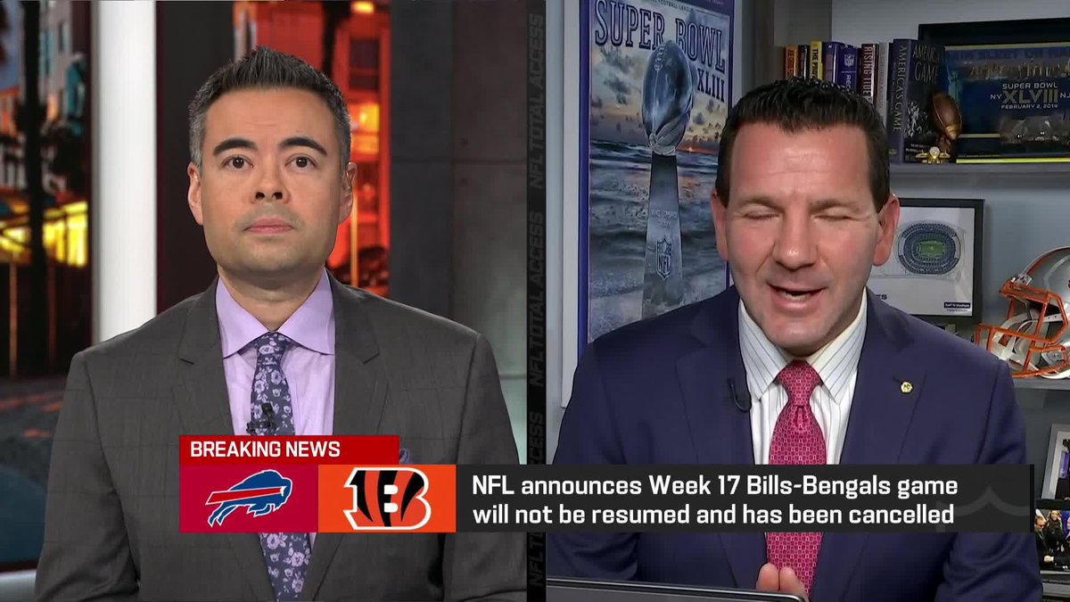 The latest on the Bills-Bengals cancellation, Week 18 and potential playoff scenarios with Michael Yam and Ian Rapoport.