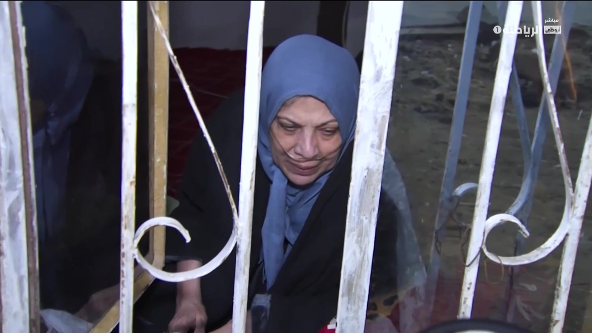 من أعز وأغلى وأقرب اللقاءات لقلبي في #البصرة مشاعر صادقه وحب كبير للامارات و مؤسسها والدنا الشيخ زايد❤️🇦🇪 #خليجي_25