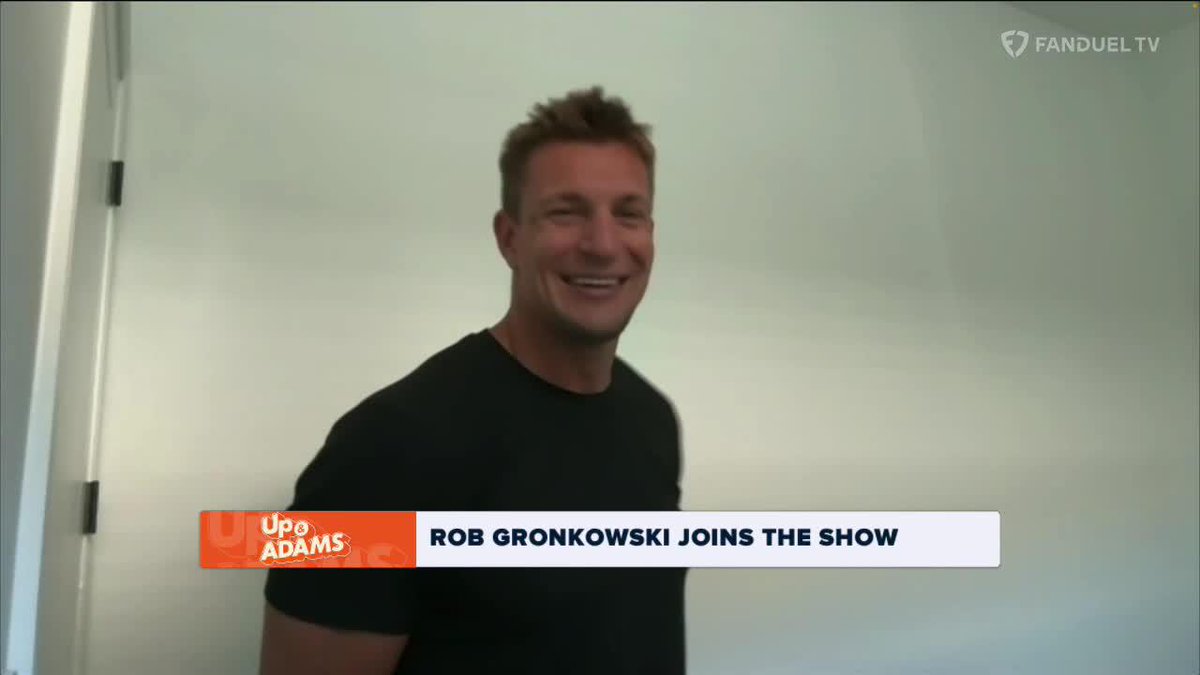 Hey Gronk, the Bills have an open TE spot for you to make it happen.