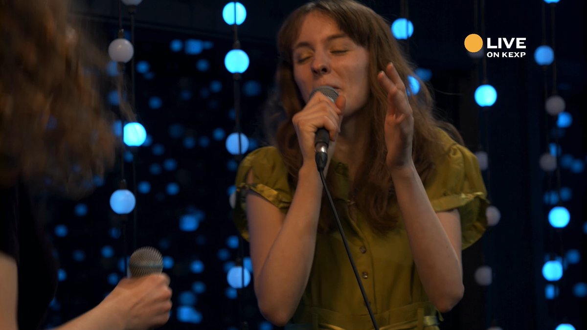 Two Ribbons confronts a friendship gone adrift and embarks on an exploration of unique paths through Let's Eat Grandma's psychedelic synths and electro-pop. Watch the British duo’s Live on KEXP in-studio session hosted by DJ @thetroyelson: