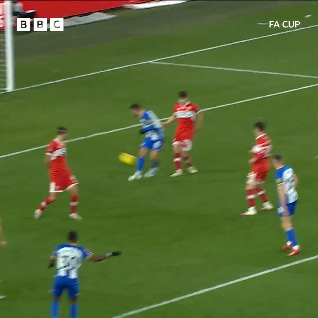 This is outrageous from Alexis Mac Allister 🔥 #BBCFootball