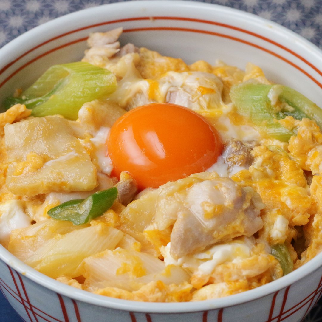 フライパンひとつで!トロトロ卵の親子丼 #tastyjapan