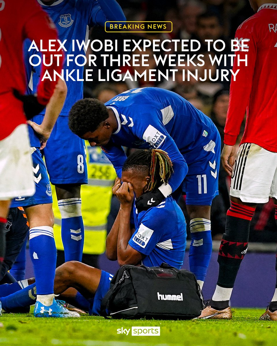 BREAKING: Everton midfielder Alex Iwobi is expected to be out for around three weeks with an ankle ligament injury. 🚑🔵