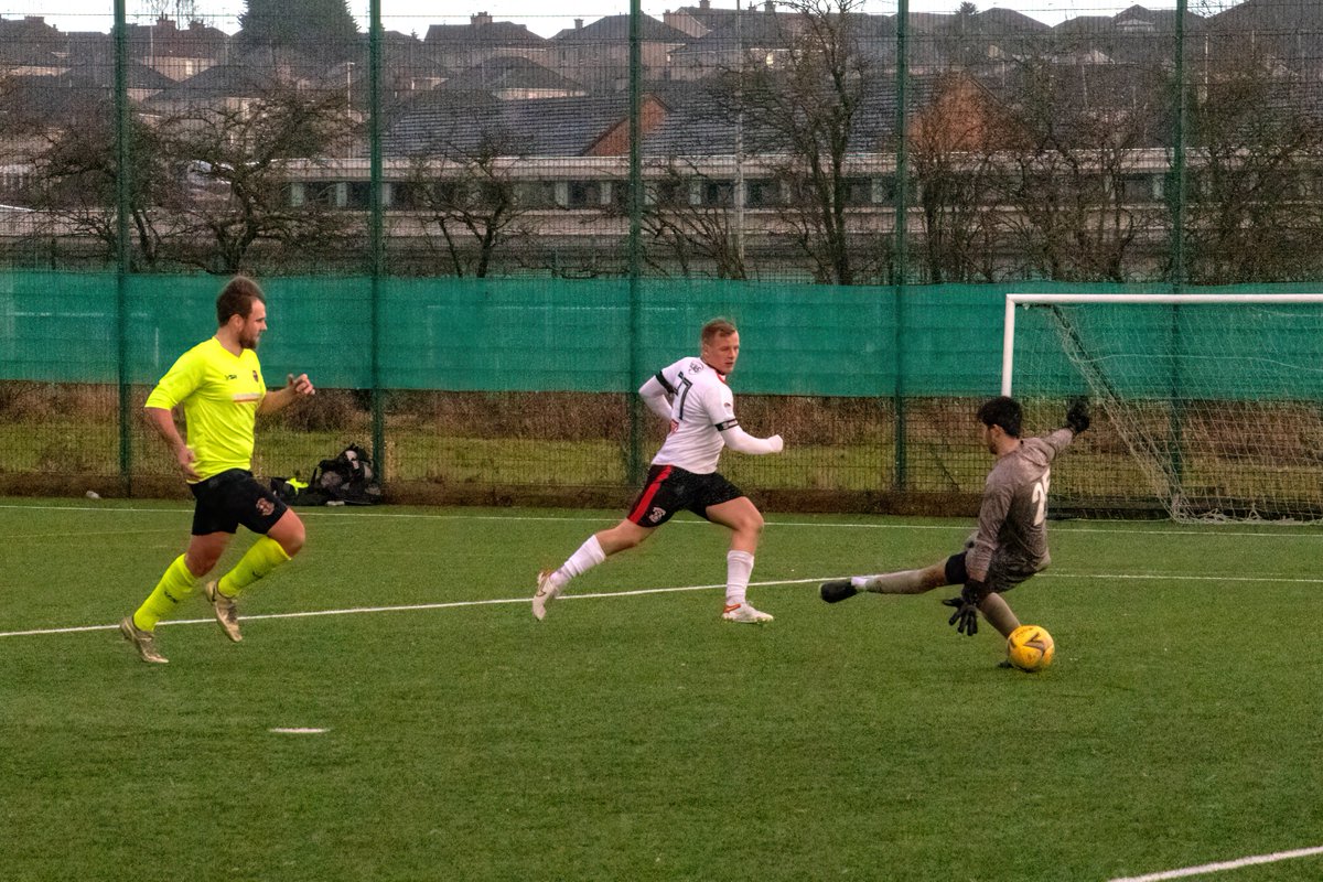 Talk about instant impact? @ConnorHiggins2 scores with his first touch just seconds after coming on.