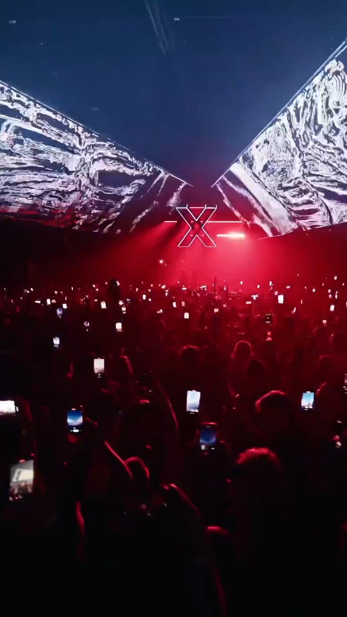 First showcase of ”X: The Future Is Unknown”, by Adriatique. 🌌