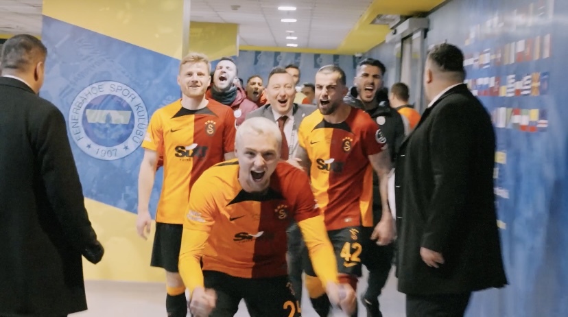 Geleneksel Kadıköy galibiyetimizden hiçbir yerde göremeyecekleriniz 👇
