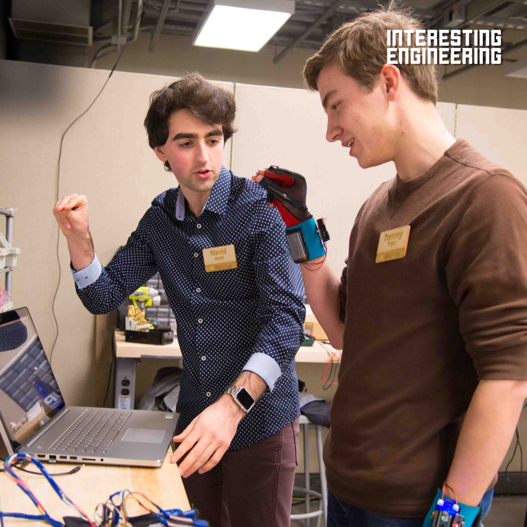 These unique gloves turn sign language into audible sound. 🧤🎶 #engineering