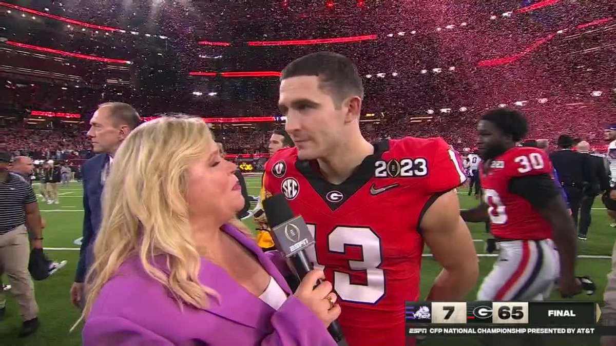 “That was special. I’ll remember that for the rest of my life.” Stetson Bennett on receiving a standing ovation in his final college game. #NationalChampionship