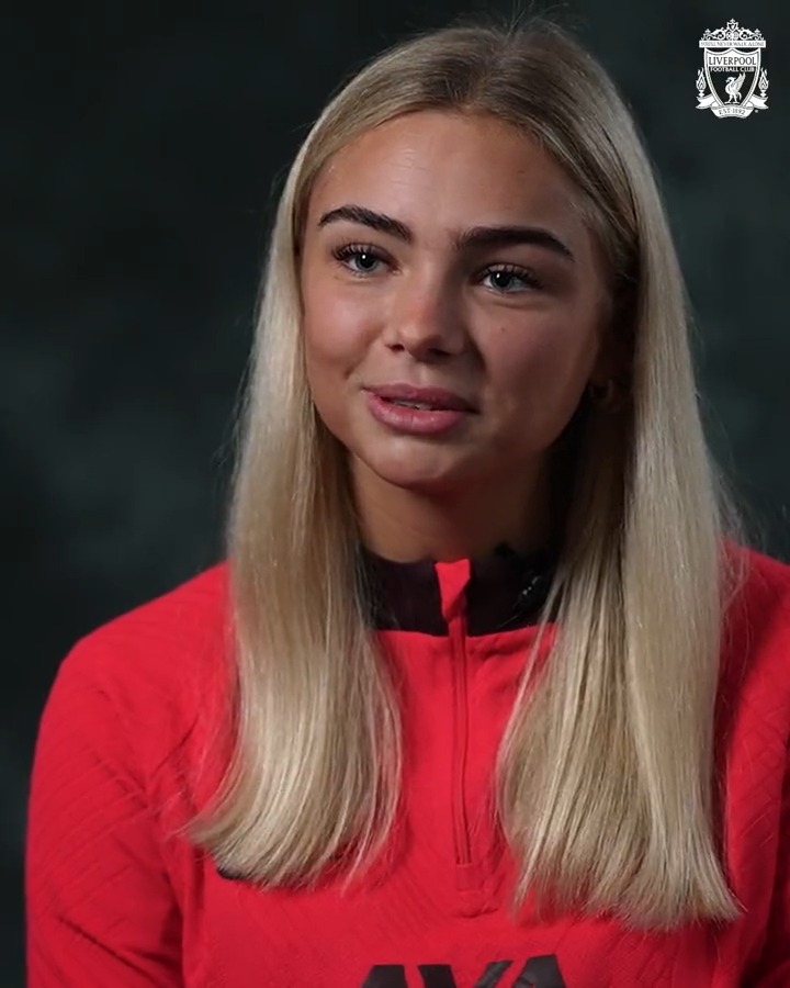 “When I spoke with Russ Fraser and Matt Beard I had no doubt that this club was a good option for me.” Watch Sofie Lundgaard’s first interview as a Red ⤵️