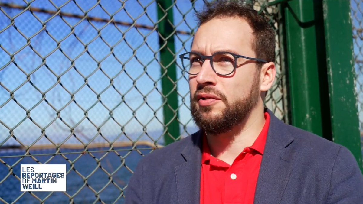 Tout le gratin de la droite identitaire est venu prendre la pose devant l’attraction du jour à Ceuta… « On assiste à la naissance d’un front européen des droites identitaires » expliquent Gilles Gressani et @chloeridel 🇪🇺 #MartinWeill