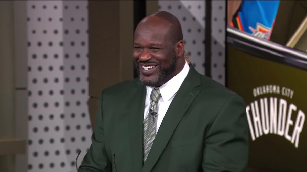.SHAQ's hairline is comedy 🤣💈