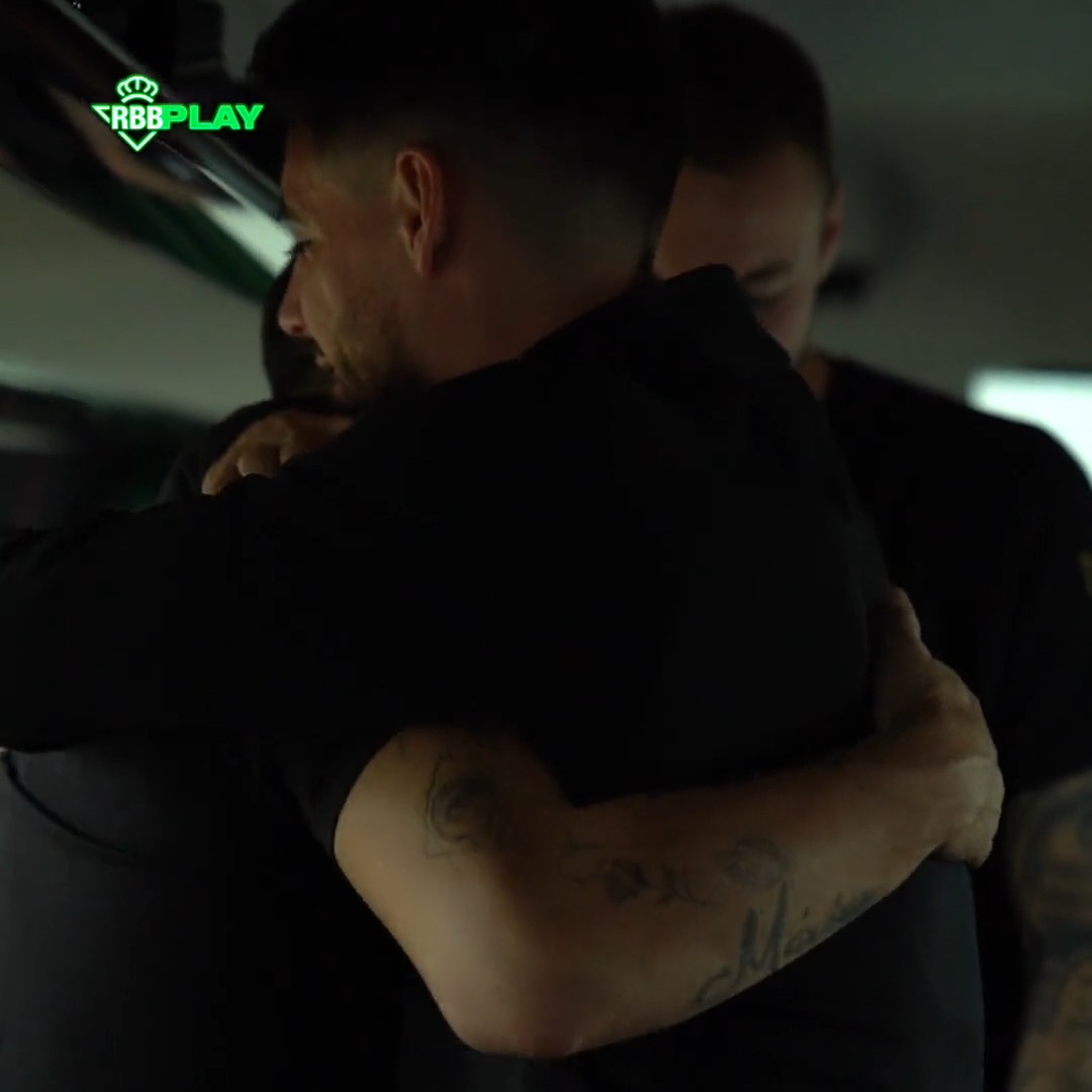Algo se muere en el alma... cuando un amigo se va 💔 Álex Moreno