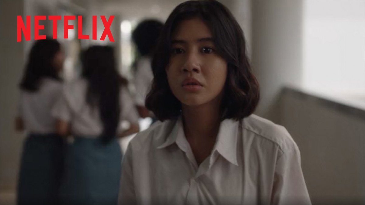 .Shenina Cinnamon seorang siswi teladan di sekolahnya ternyata punya fantasi rahasia 😱 Penasaran? Cari tau di Film Dear David, tayang 9 Februari.
