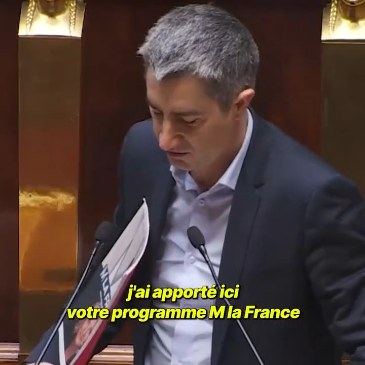 Dividendes ? Pas un mot. Actionnaire ? Zéro. Pauvreté ? Zéro. Inégalités ? Zéro. Madame Le Pen, j’ai apporté ici votre votre projet présidentiel. Et celui d’Emmanuel Macron. Parce qu’entre vous deux, il y a plus qu’un trait d’union : vous êtes d’accord sur l’essentiel....