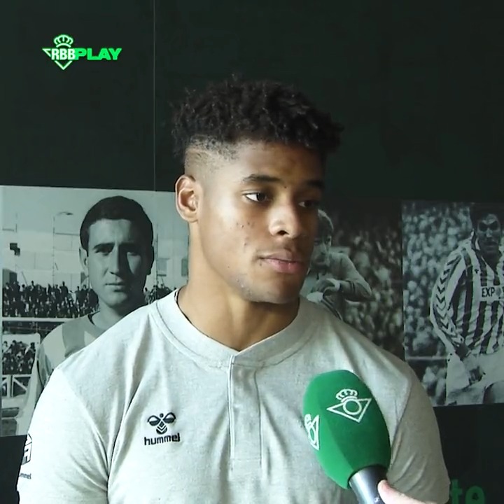 🗣️🎙️💬 Kevin Carlos: "Es un gran club. Es un paso muy grande en mi carrera y por eso he venido aquí" #VamosBetisDeportivo #CanteraBetis