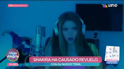 ¡La loba volvió a aullar! 🙌🔥💃🐺 ¡Shakira se le fue con todo a su ex, Gerard Piqué y a su actual pareja, Clara Chía, en su nueva canción al lado del productor argentino Bizarrap! 🎶🎵😱🎤📺 #EsteJuevesQuiero >>