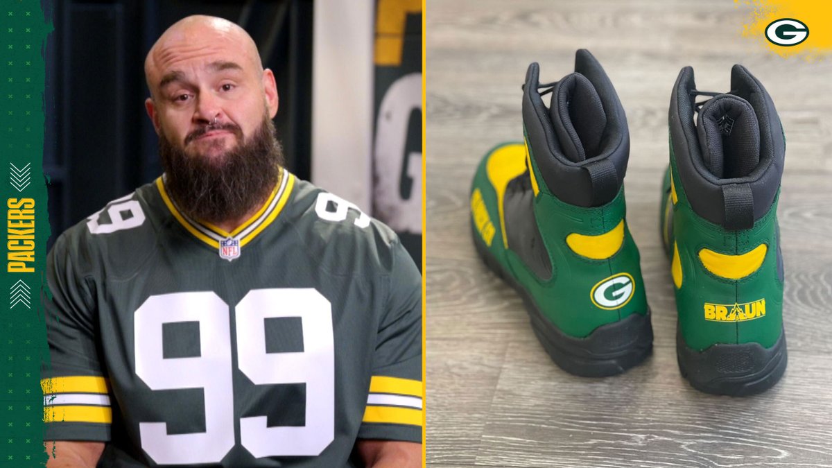 Braun Strowman teamed up with the #Packers to create custom boots to honor a young fan who was a victim in the Waukesha Christmas Parade tragedy. He'll wear the boots this Friday on WWE #SmackDown in Green Bay & auction them off to benefit those affected. The Monster of all Monsters