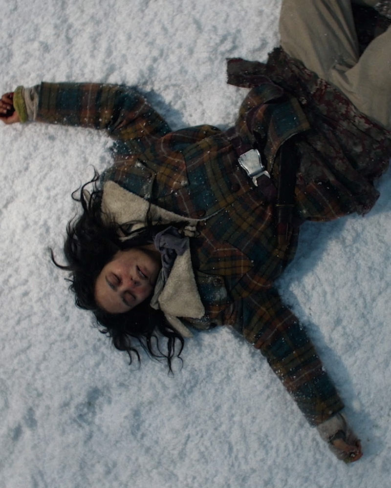 Teenage friendships, in all their gory. Savor your first taste of #Yellowjackets Season 2.