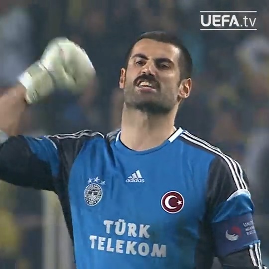 💛💙 Rewind to Volkan Demirel's heroics for Fenerbahçe... Volkan Demirel || Fenerbahçe SK || #UEL