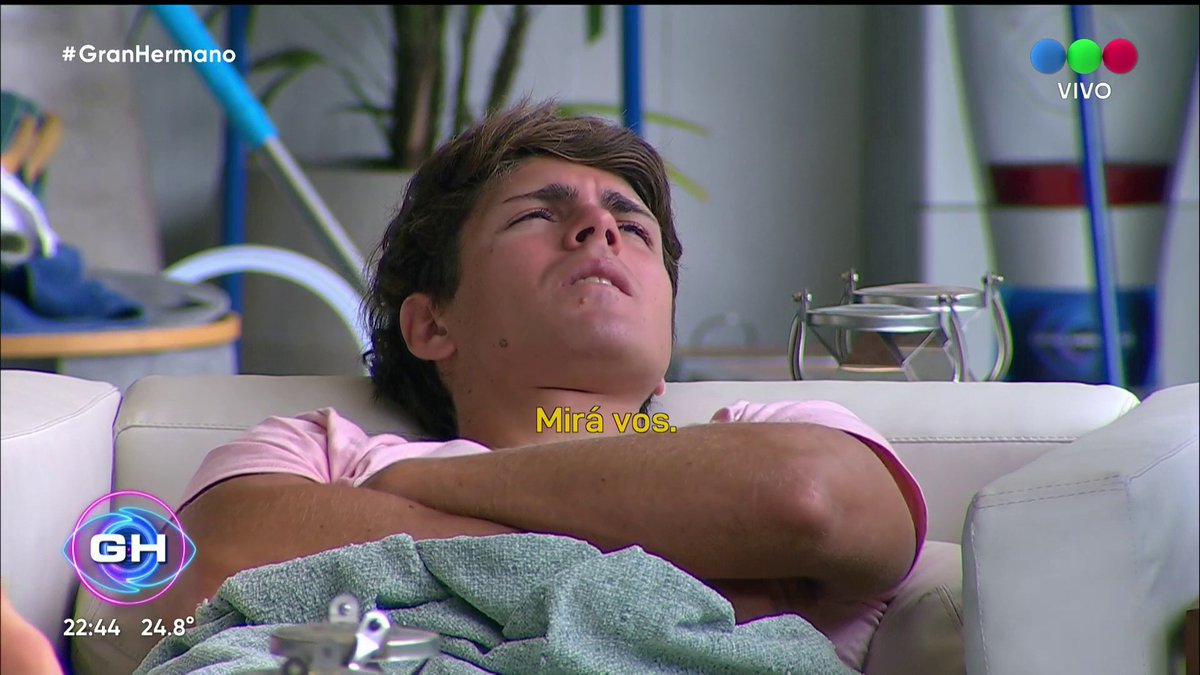 Yo queriendo chamuyarme a la persona que me gusta 😑 #GranHermano