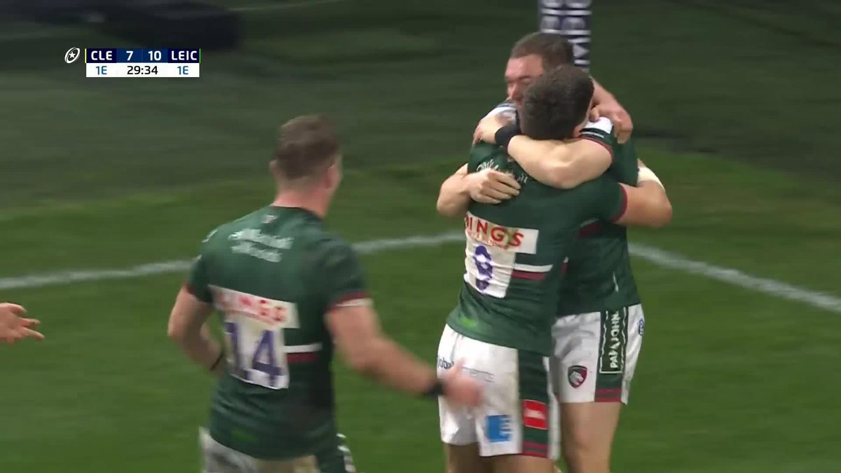 STEP OF THE SEASON 🤯 Harry Simmons does two Clermont defenders in a post-box for a sensational solo score for Leicester Tigers 👌👌👌 #HeinekenChampionsCup