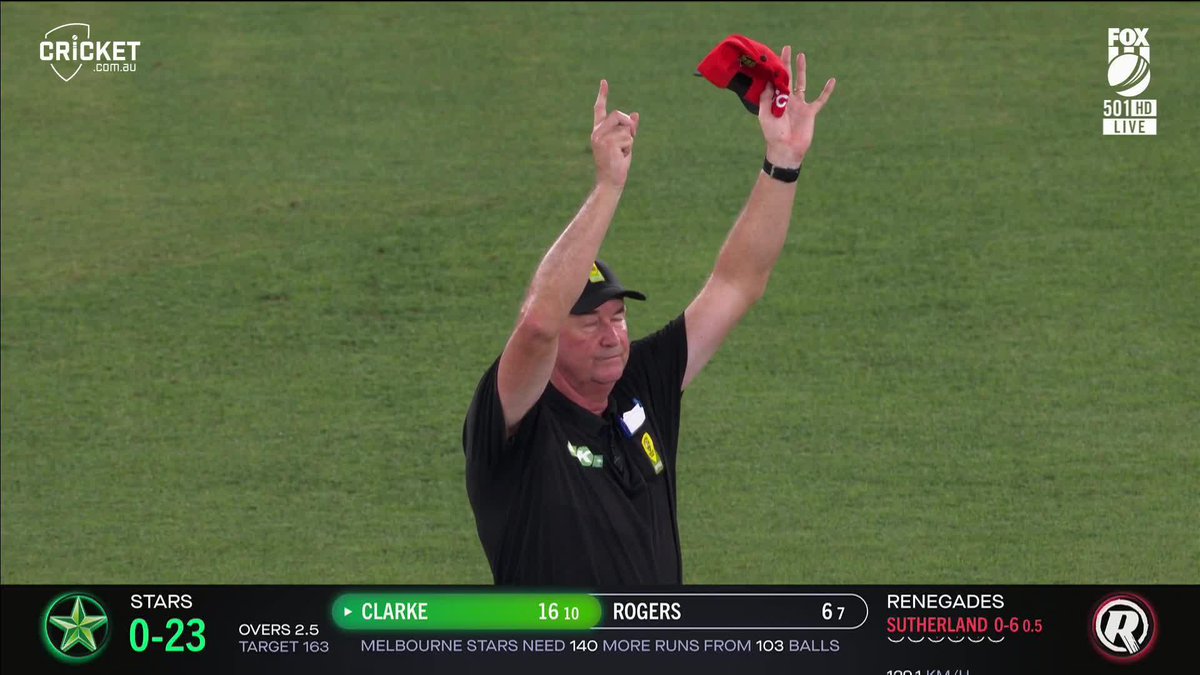 IT'S HIT THE ROOF!!! Lucky or not, it's 6️⃣ in the book! #BBL12 | BKT Tires | #GoldenMoment