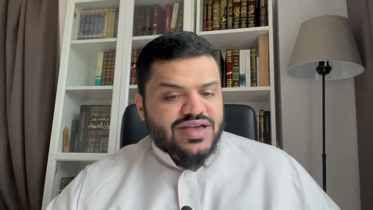 قد يكون العلم الشرعي حاجزا بين الإنسان وبين الجنة، وقد يكون جسرا يوصل إلى الجنة ويُسهّل الطريق إليها، والفرق بين الحالتين يكمن في النيّة والغاية التي لأجلها يطلب الإنسان العلم.