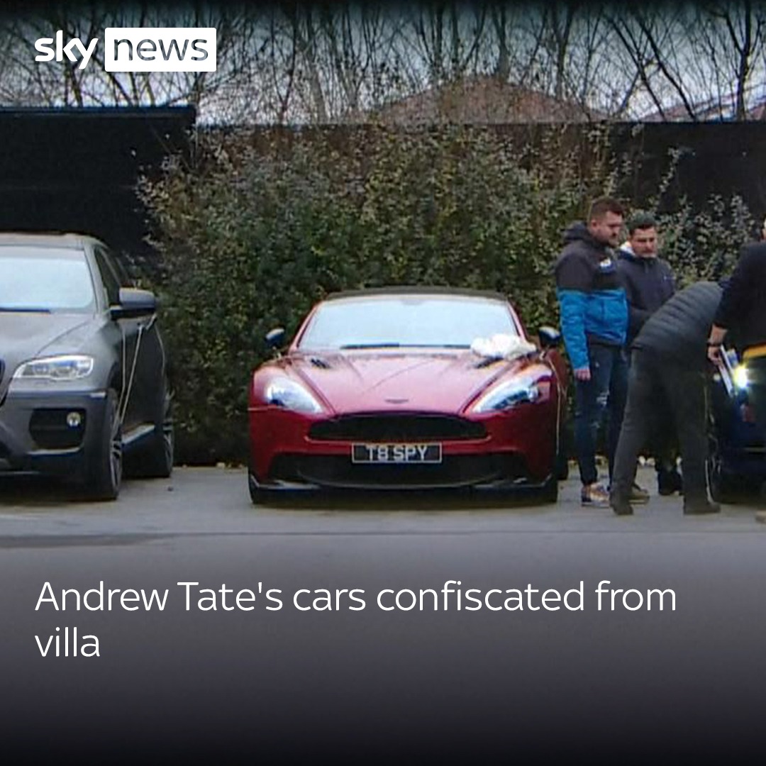 Las autoridades rumanas confiscan a Andrew Tate sus coches. Hasta el momento le han confiscado ya 15 coches.