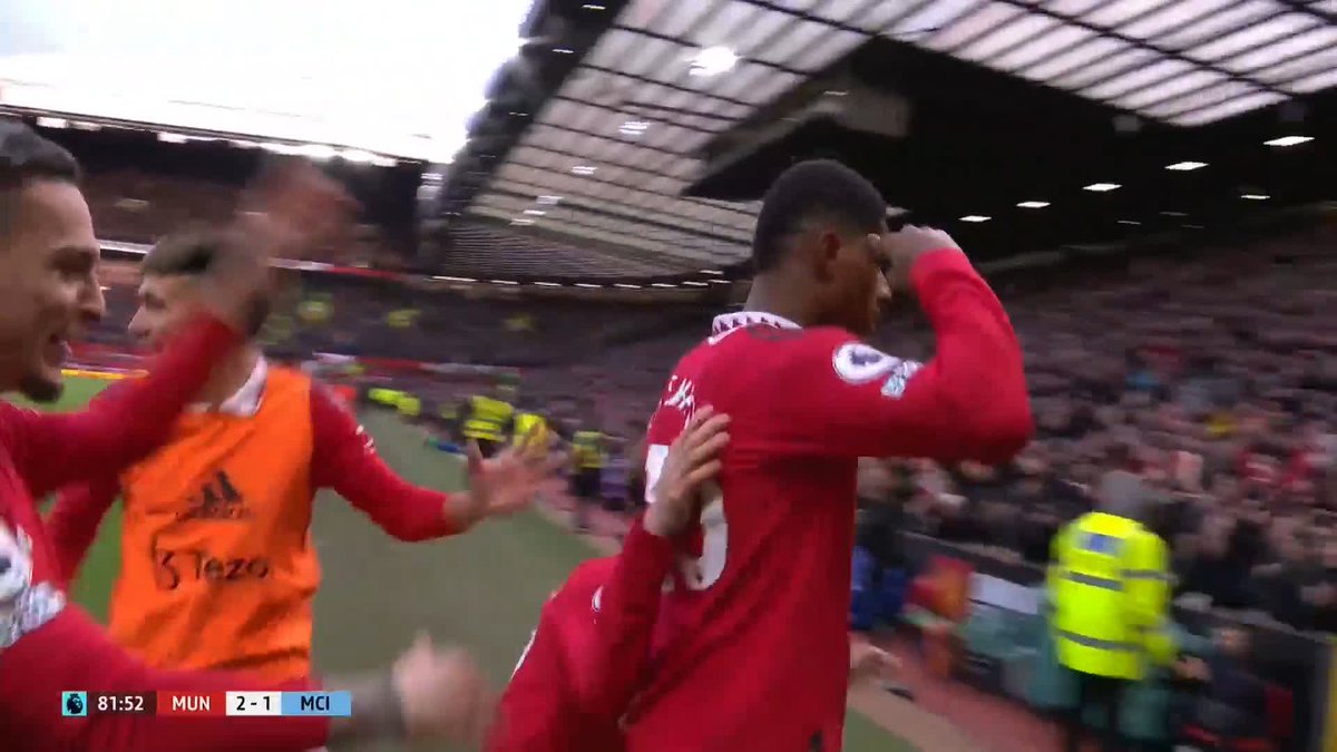 Marcus Rashford is at it again! 🔥 Alejandro Garnacho and Man Utd's number 10 combine to put the home side 2-1 up in the derby! ⚽