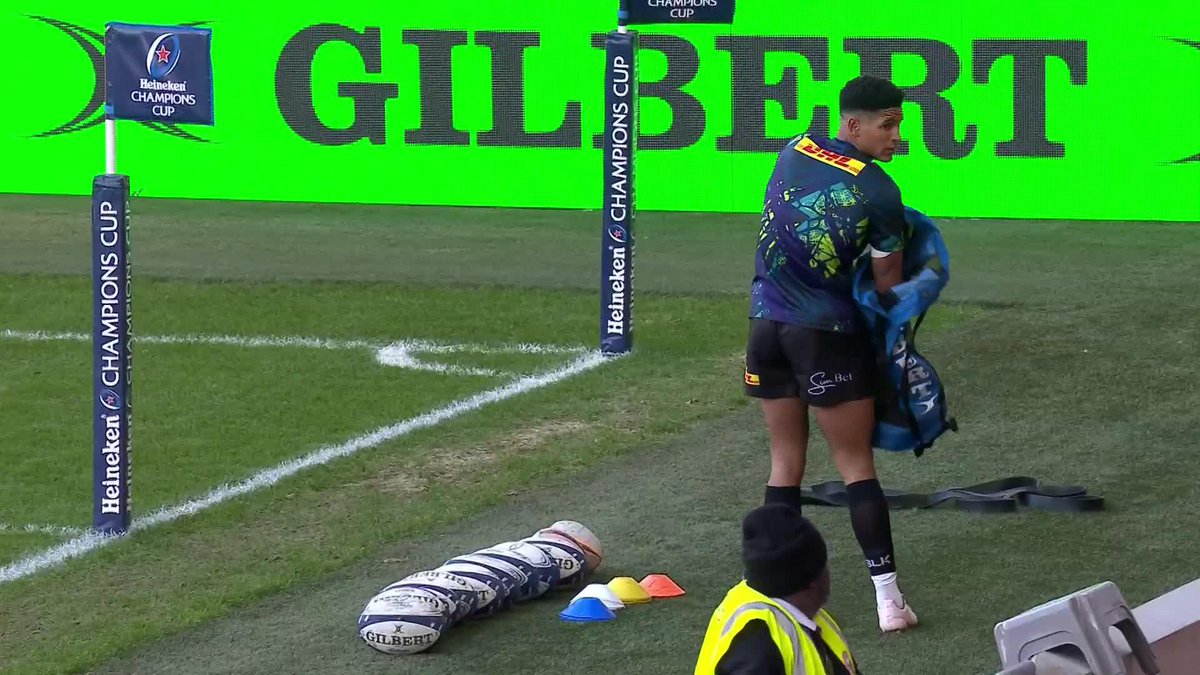📁 documents └📁 #HeinekenChampionsCup └📁 22/23 └📁 Wholesome Moments DHL Stormers' Sacha Mngomezulu makes a fan's afternoon before their match You can catch all the action live on Rugby on TNT, SuperSport 🏆, beIN SPORTS and FloRugby