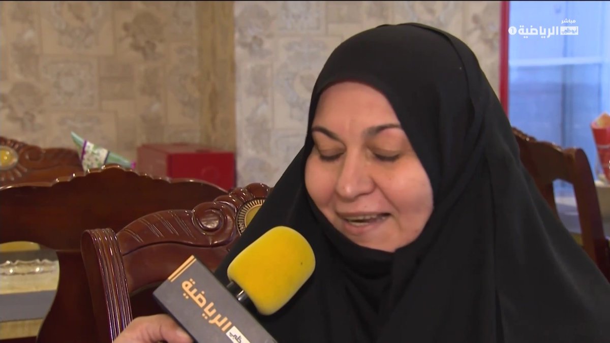 أحلـى وحدة وصلت الملعب وصلتني لـمقر إقامتي 🌹 تشرفت وسعدت بوصلـج يا أمي الغالية، شكراً على كرمكم وحبكم وطيبتكم وعفويتكم وتسامحكم، شكراً يا أهل الكرم والخير . . . نحبكم هوااايـة🇮🇶♥️ #خليجي_25