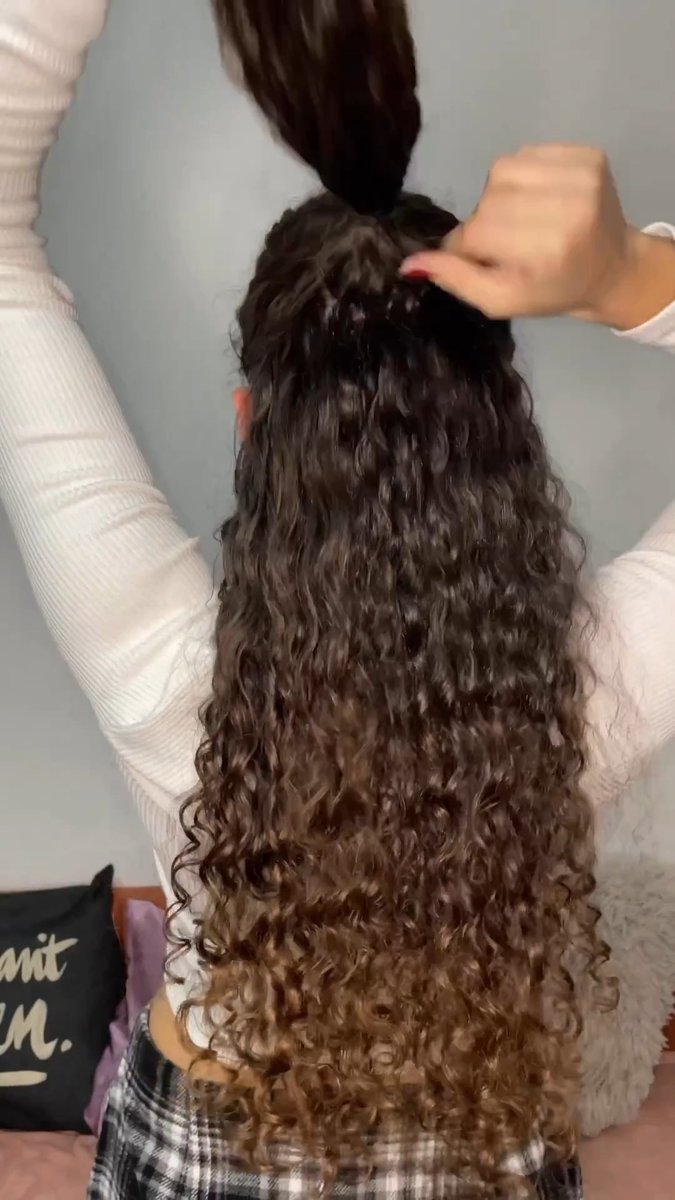 One for the curly babes ➰😍 📽 curlsnstyle #BEAUTYBAY #Hair #curlyhairstyles #hairtutorial