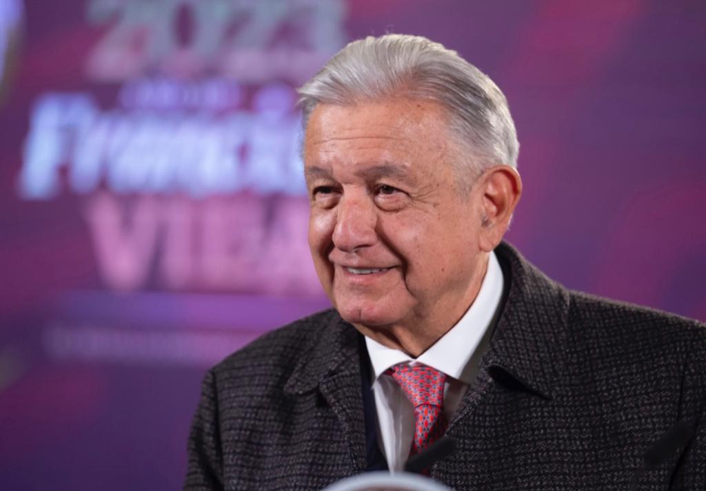 El presidente Andrés Manuel señaló que si los medios mexicanos no informan sobre el juicio de García Luna en Estados Unidos es porque existía una red de complicidades con autoridades de otros gobiernos, y ahora, “tienen que quedarse callados”.