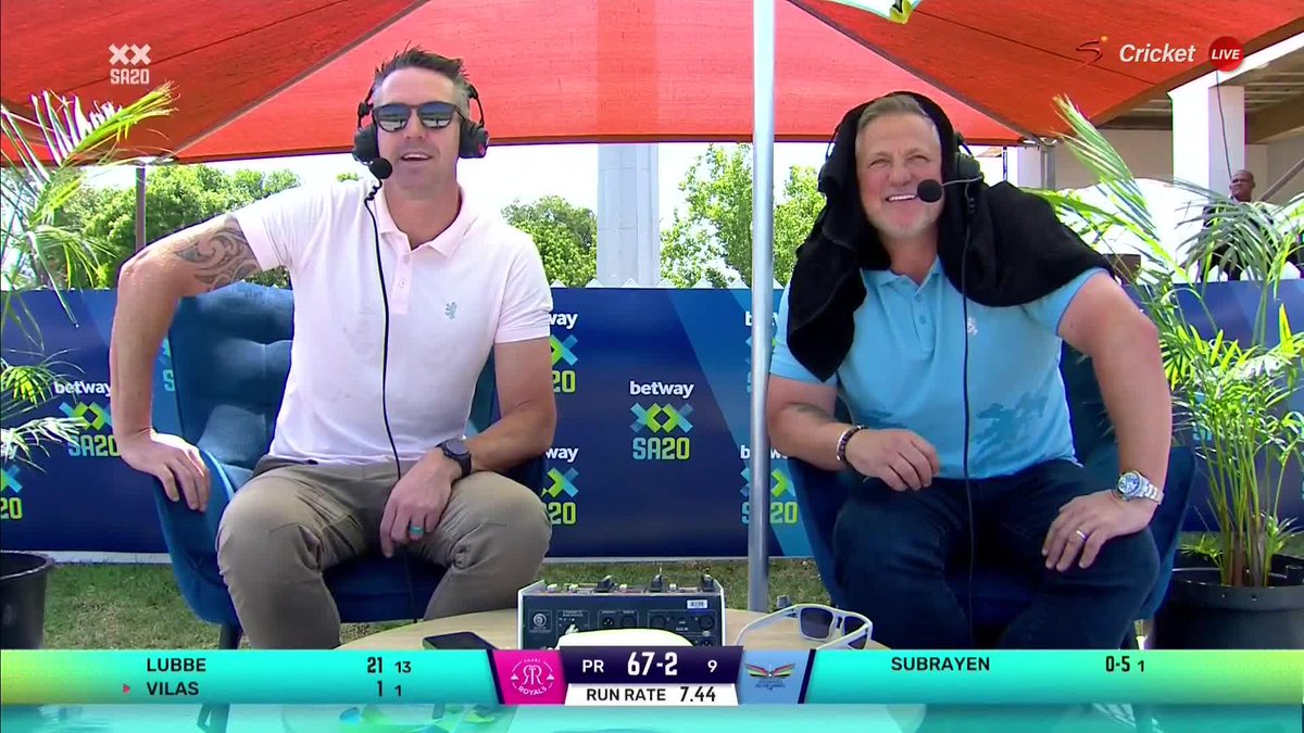 ☀ It's hot out in Paarl, just ask Kevin Pietersen🦏 and Darren Gough MBE 😂😂 📺 Stream #Betway #SA20 live: