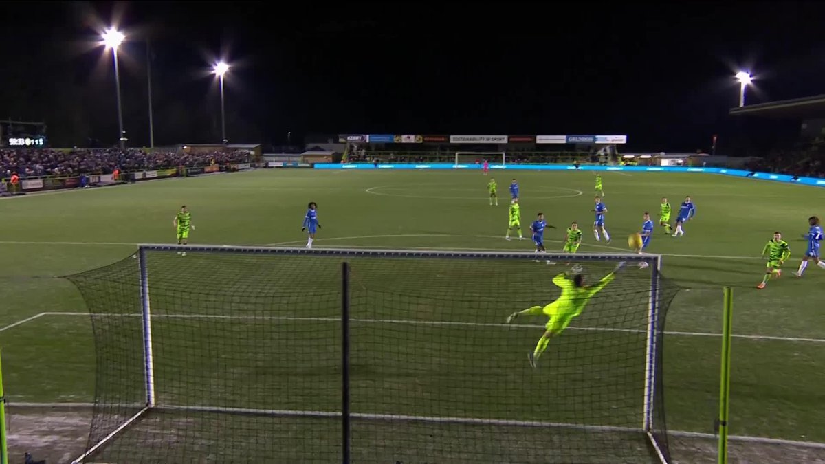 🤯 Neil Etheridge has absolutely no right to be making these saves 🤯 #EmiratesFACup