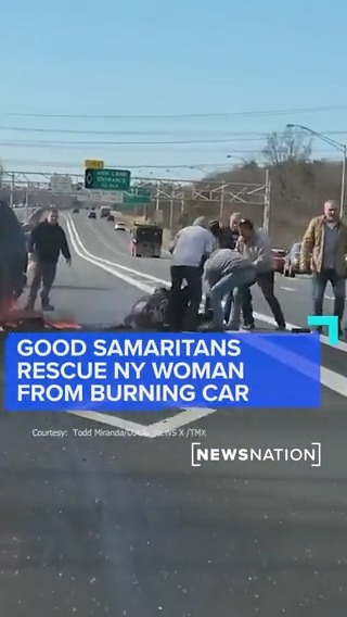 Video captured good Samaritans rescue a woman from a burning car on the Long Island Expressway in New York. #Rescue #GoodSamaritans #NewYork