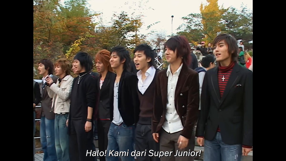 1 jam menuju dokumenter paling super dari mereka! Sudah siap? 😆 Eksklusif di #DisneyPlusHotstarID, streaming serial dokumenter original #SuperJunior: #THELASTMANSTANDING sore ini. #LEETEUK #HEECHUL #YESUNG #SHINDONG #EUNHYUK #DONGHAE #SIWON #RYEOWOOK #KYUHYUN