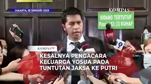 Martin Simanjuntak selaku pengacara keluarga Brigadir Yosua Hutabarat merasa sangat kesal dengan tuntutan yang dilayangkan Jaksa Penuntut Umum kepada Putri Candrawathi. Saking kesalnya, Martin mempertanyakan mengapa Putri hanya dituntut 8 tahun penjara dalam kasus ini.