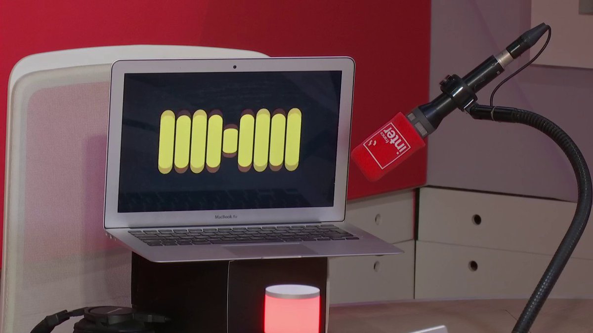 ChatGPT, intelligence artificielle, répond aux questions de @Sonia_Devillers sur Nicolas Demorand et Léa Salamé... et tout n'est pas complètement exact. #le9h10inter