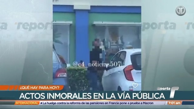 Actos inmorales a plena luz del día. Una conductora denunció que un hombre orinó en los estacionamientos de un centro comercial. #TReporta