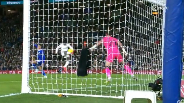𝗕𝗢𝗘𝗠 💥 Uit lukte het Leeds niet, maar na 26(!) seconden staat het 1-0 😳😳😳 #ZiggoSport #LEECAR