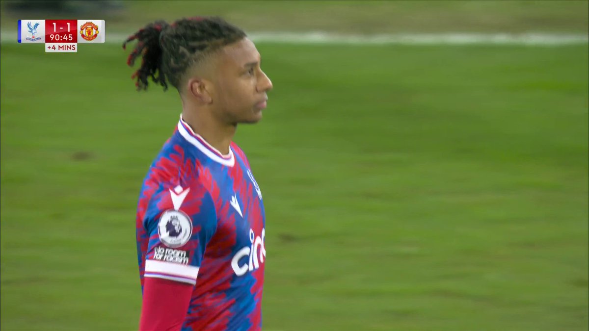 WOW! Michael Olise has just ROBBED Man Utd of all three points with an unreal free-kick! 🔥
